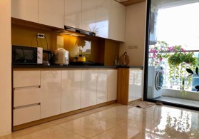 Cần tiền bán gấp căn hộ Hà Nội Center Point, 65m2, 2n2vs, view đẹp thoáng