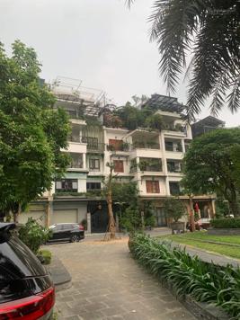 Biệt thự LK - Ngoại Giao Đoàn - view vườn hoa. DT 112m, 5 tầng, MT 8m, giá 51,5 tỷ