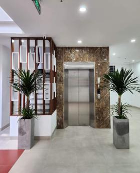 Bán tòa nhà 110m2x8 tầng phố Thụy Khuê gần Lăng Bác. Giá 21 tỷ dòng tiền 160 tr/ tháng, lãi 10% năm