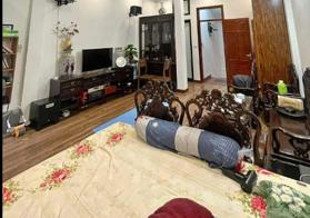 Bán nhà Trích Sài, Hồ Tây, 70m2 x 5 tầng, view hồ tây, 26.8 tỷ (tl)