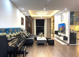 Tôi chính chủ cần bán gấp căn hộ 117m2, 3 ngủ, mặt đường Hoàng Đạo Thúy