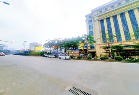 Bán đất mặt phố Xã Đàn - hai thoáng - vỉa hè 15m - DT 65m2 * MT 4.5m * giá 35 tỷ