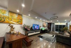 Bán gấp căn 3 ngủ - 128m2 - full đồ đẹp, bc Đông Bắc tại Mulberry Lane - Tòa B