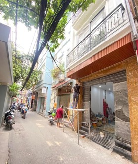 Mặt phố kinh doanh 7 tầng thang. Máy ô tô tránh 12 phòng chỉ 17 tỷ
