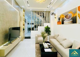 Bán nhà ngõ 105 Doãn Kế Thiện, Cầu Giấy, DT 45m2, 5 tầng nhà mới đẹp, ngõ rộng gần ô tô