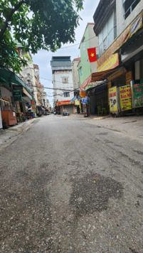 Nhà Tân Mai 23m2  5 tầng  2.35 tỷ 