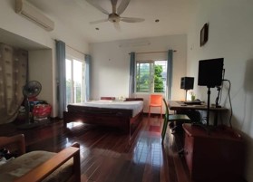 Bán gấp biệt thự xây riêng lẻ lô góc thoáng đẹp, nhà do kiến trúc sư thiết kế có thang máy xịn