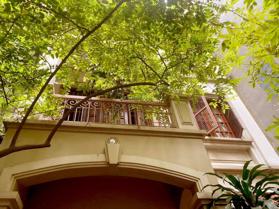 Cần bán nhanh - biệt thự sân vườn Thuỵ Khuê - Ba Đình - 115m2 x 4 tầng, 70m ra mặt phố