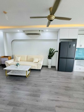 Nhà cực đẹp căn hộ 2 ngủ toà CT4A1 Tây Nam Linh Đàm, sổ đỏ chính chủ, nội thất full đồ