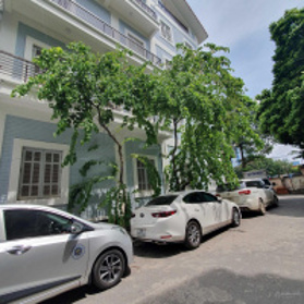 Cho thuê nhà Đường Trung Yên - Trung Hòa - Cầu Giấy.dt 110m2, xây 5 tầng căn góc thoáng đẹp 45tr