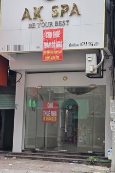 Cho thuê nhà 2 tầng mới ở phô lạc long quân làm nail,Tóc, SPA, shop thú cưng