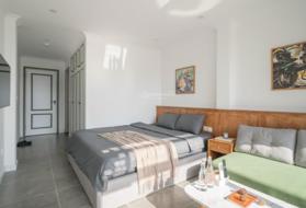 Homestay 7 tầng thang máy - TT Hai Bà 80m - oto đỗ cửa có bể bơi 10 căn hộ dòng tiền cao giá 27 tỷ