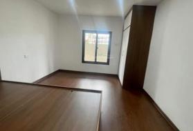 Bán nhà tập thể Bách Khoa, 85 m2 ( sổ 43m2), 3 ngủ, 3 thoáng, 3.2 tỷ