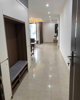 Chính chủ cần bán căn 127m2 CC Cầu Giấy Center Point 3PN 3WC, sẵn sổ, full nội thất