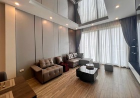 Bán gấp nhà Nguyễn Ngọc Vũ, Cầu Giấy nhà mới, ngõ rộng, ô chờ thang máy, gần phố