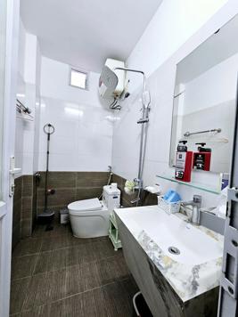 NHÀ ĐẸP MỚI TINH, Ở NGAY, GẦN Ô TÔ - HOÀNG MAI - 34M2 X 5 TẦNG - HƠN 5 TỶ