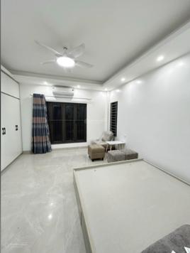 Siêu hời! CHDV Trần Khát Chân, ô tô, 30m ra phố, thuê full.