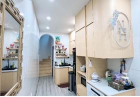 Bán nhà phố Đồng Nhân, gần Hồ Hai Bà Trưng. DT 23/25m2