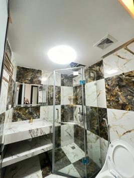 NHÀ PHÂN LÔ KINH DOANH ĐỈNH, GẦN ĐÀI TRUYỀN HÌNH - ĐỐNG ĐA - 40M2 X 7 TẦNG - HƠN 15 TỶ
