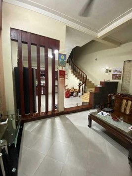 Bán nhà phố Ngũ Nhạc - quân Hoàng Mai, gần phố, ở thích, 68m2, mặt tiền rộng, 7.1 tỷ