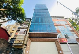 Bán siêu phẩm mặt phố Nguyễn Văn Cừ. DT: 115m2, 9 T, thanh máy nhập, vị trí đẹp