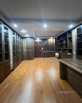 Bán nhà 125m2 đường thông ô tô thỏai mái. Tại Thạch Bàn - Long Biên - Hà Nội