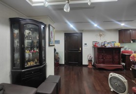 Chính chủ, bán căn hộ 2 PN 2 VS, diện tích 72m2, chung cư HC Golden City