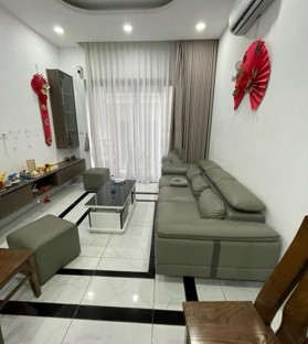 BÁN NHÀ KHU PHÂN LÔ NGUYỄN SƠN - Ô TÔ VÀO NHÀ - FULL NỘI THẤT