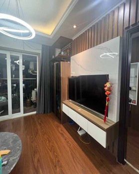 Rất cần bán rẻ căn 2PN view đẹp thoáng không bị chắn, full nội thất đẹp