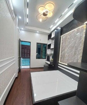 Cần bán gấp nhà phố Cù Chính Lan 38m2 nhà 4 tầng khu vực kinh doanh sầm uất