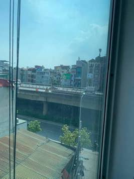 Nhà phân lô nguyễn xiển ngay gần ngã tư khuất duy tiến 52m mặt tiền 6m x 5 tầng giá 19,5 tỷ. 