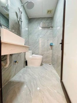 Phố Thái Hà, Đống Đa. Nhà đẹp 25m, 3 tầng, ngõ thông gần oto giá 4.5 tỷ