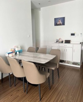 Cần bán gấp căn hộ 2PN chung cư Vinhomes West Point. DT 67m2, BC Đông Bắc, nhà rộng thiết kế đẹp