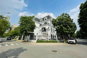Hàng hiếm biệt thự độc lập Vinhomes Green Bay thiết kế theo phong cách Châu Âu, giá tốt cho NĐT