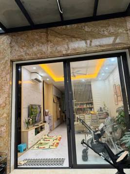 Chính chủ Bán nhà phân lô phố Hoàng Quốc Việt, quận Bắc Từ Liêm 5 tầng nhà tự xây