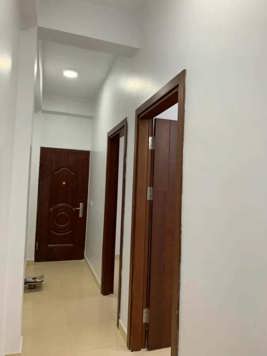Bán nhà ngõ thông rộng phố Hoàng Quốc Việt, Quận Cầu Giấy, nhà 5 tầng mt 5m, diện tích 65m2