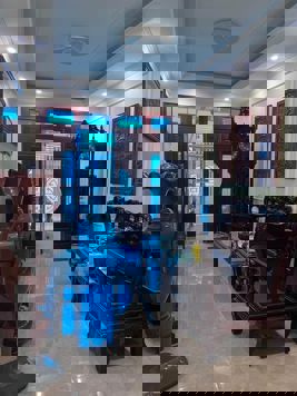 BÁN NHÀ HOÀNG HOA THÁM