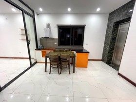 Cho thuê 15 căn liền kề biệt thự ở Trịnh Văn Bô, Xuân Phương gần Cao đẳng FPT, xe tải đỗ thoải mái