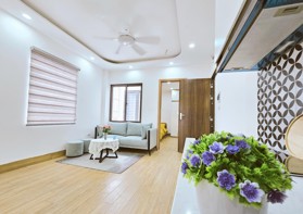 Chính chủ bán căn hộ CCMN 2PN hồ Đền Lừ - Tân Mai, ô tô đỗ cổng. Full nội thất