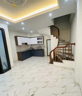 5.35 tỷ - Giáp Nhị ngay Trương Định - Bờ Sông Sét - 41m2 - ô tô đỗ cửa