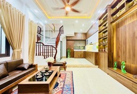 Bán nhà hồ Đền Lừ, nhà mới - ở luôn, 35m2 x 5T x 5 tỷ 6