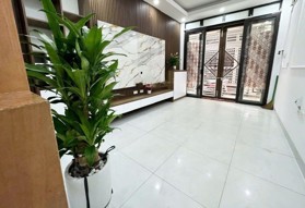 Nhà Định Công :35m-5tầng -mặt tiền :3,5m Vị trí đẹp- ba gác đỗ cửa - full nội thất