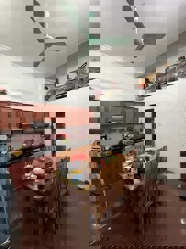 Nhà Phố Hoàng Quốc Việt, Cầu Giấy Ô tô đỗ cửa, 5 tầng