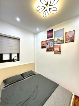NHÀ HIẾM TRUNG TÂM ĐỐNG ĐA - Ở NGAY - 18M2 X 4 TẦNG - NHỈNH 2 TỶ