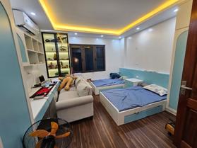 BÁN NHÀ ĐẸP CẦU GIẤY - 30M2 X 5 TẦNG - HƠN 6 TỶ