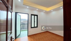 Tôi bán căn nhà phố Đê Trần Khát Chân, Hai Bà Trưng, ô tô vào nhà, kinh doanh buôn bán sầm uất