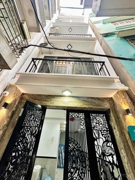 Bán nhà sẵn dòng tiền cho thuê 60tr/tháng ngay ngã tư Chợ Mơ - Bách Khoa 