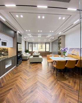 Bán nhà: 106 Hoàng Quốc Việt: 67m2, 5 tầng, MT 5m, ô tô tránh, vỉa hè, thang máy, giá 20 tỷ