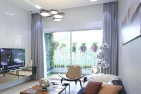 Bán căn hộ mặt đường Cầu Giấy, DT 90m2, 3PN, 2VS full nội thất đẹp