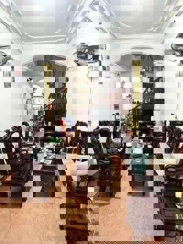 Bán nhà Chùa Hà chính chủ cực gần mặt phố, ô tô đỗ cửa